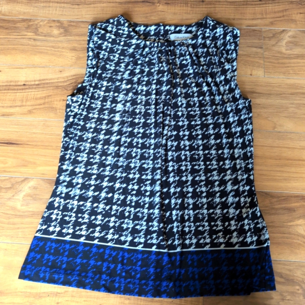 Calvin Klein Houndstooth Top